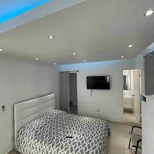 1058-modern-apt-5.sanjuanpuertorico-hotels.com/